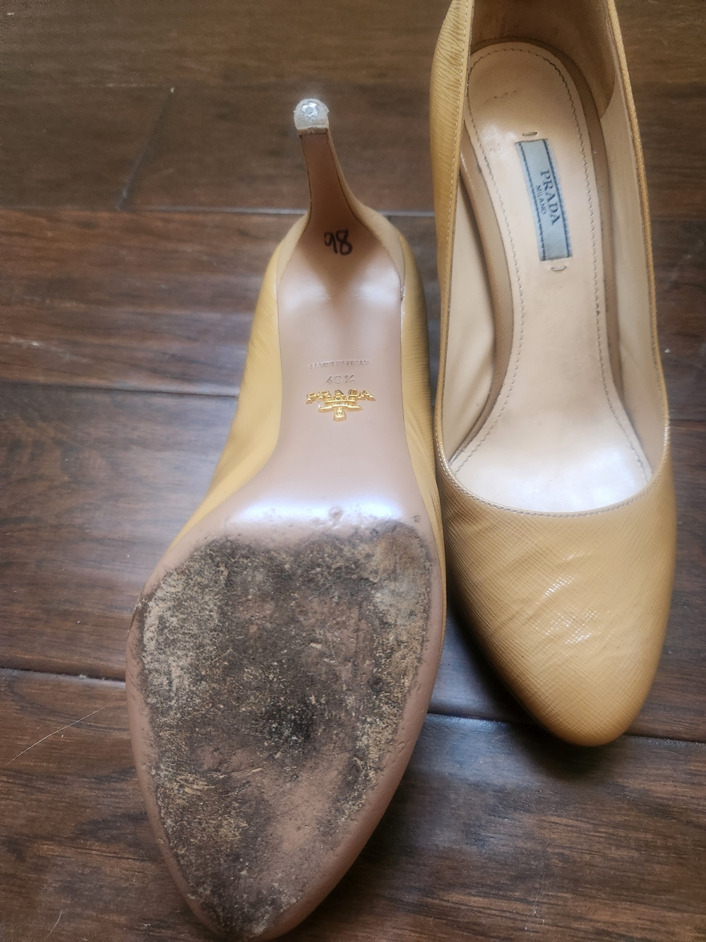 Prada Women's Tan Leather Pointed-Toe Pumps - Picture 4 of 6